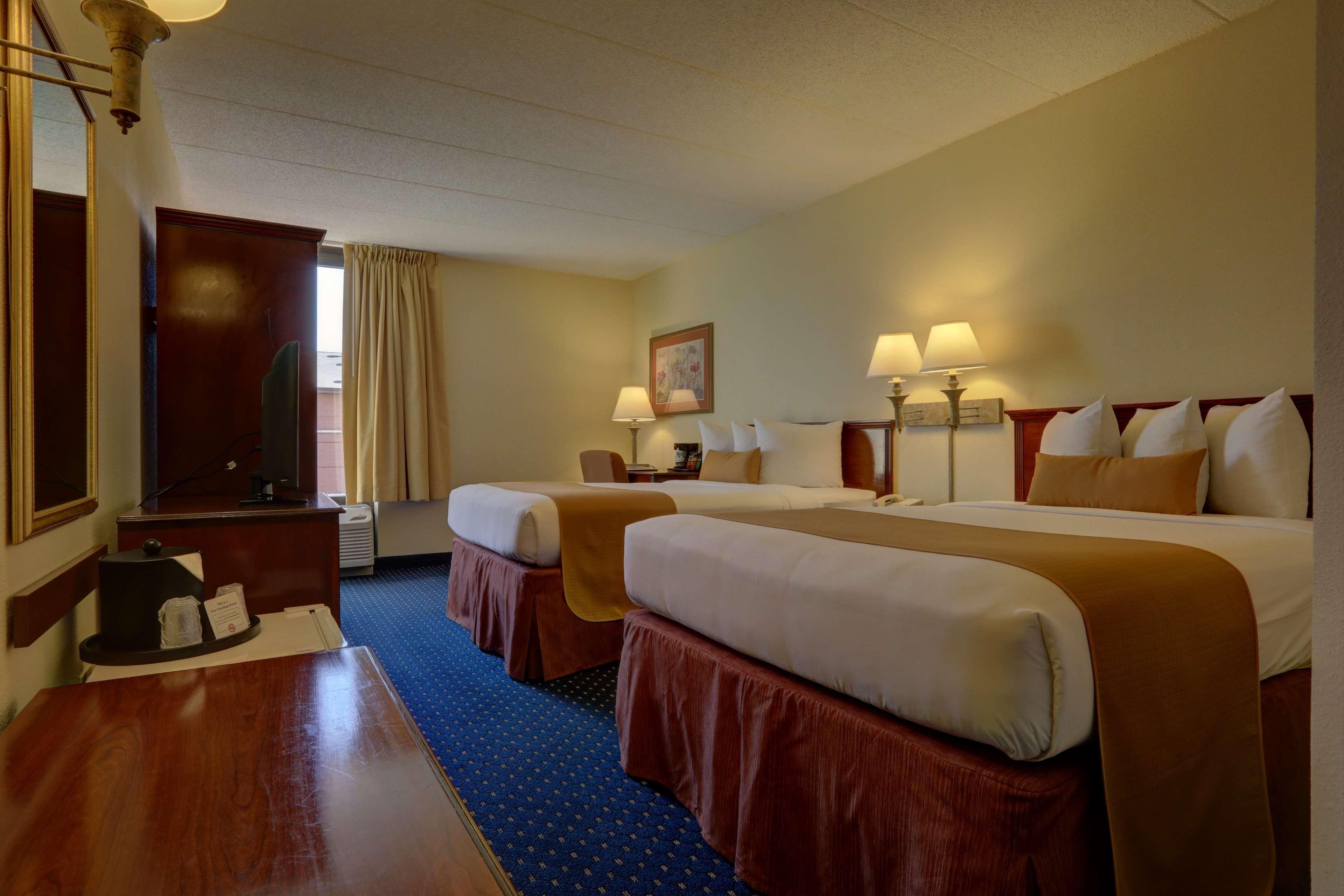 Best Western Plus North Odessa Inn & Suites Exteriör bild