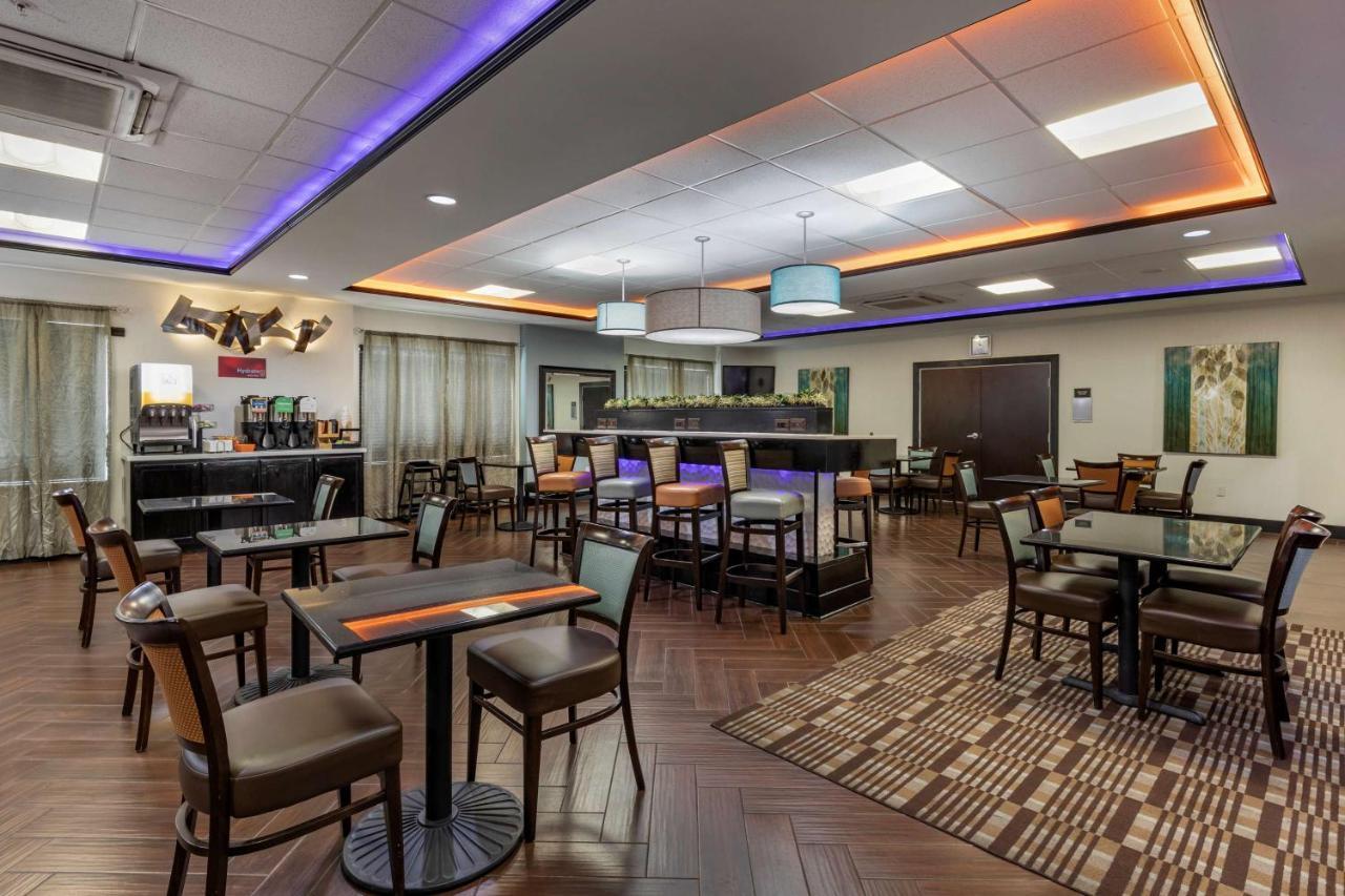 Best Western Plus North Odessa Inn & Suites Exteriör bild