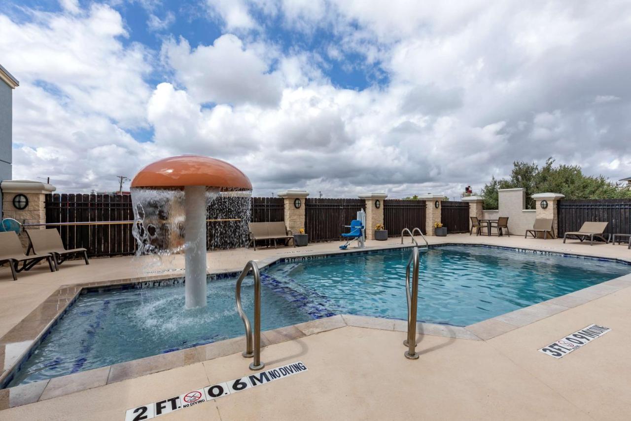 Best Western Plus North Odessa Inn & Suites Exteriör bild
