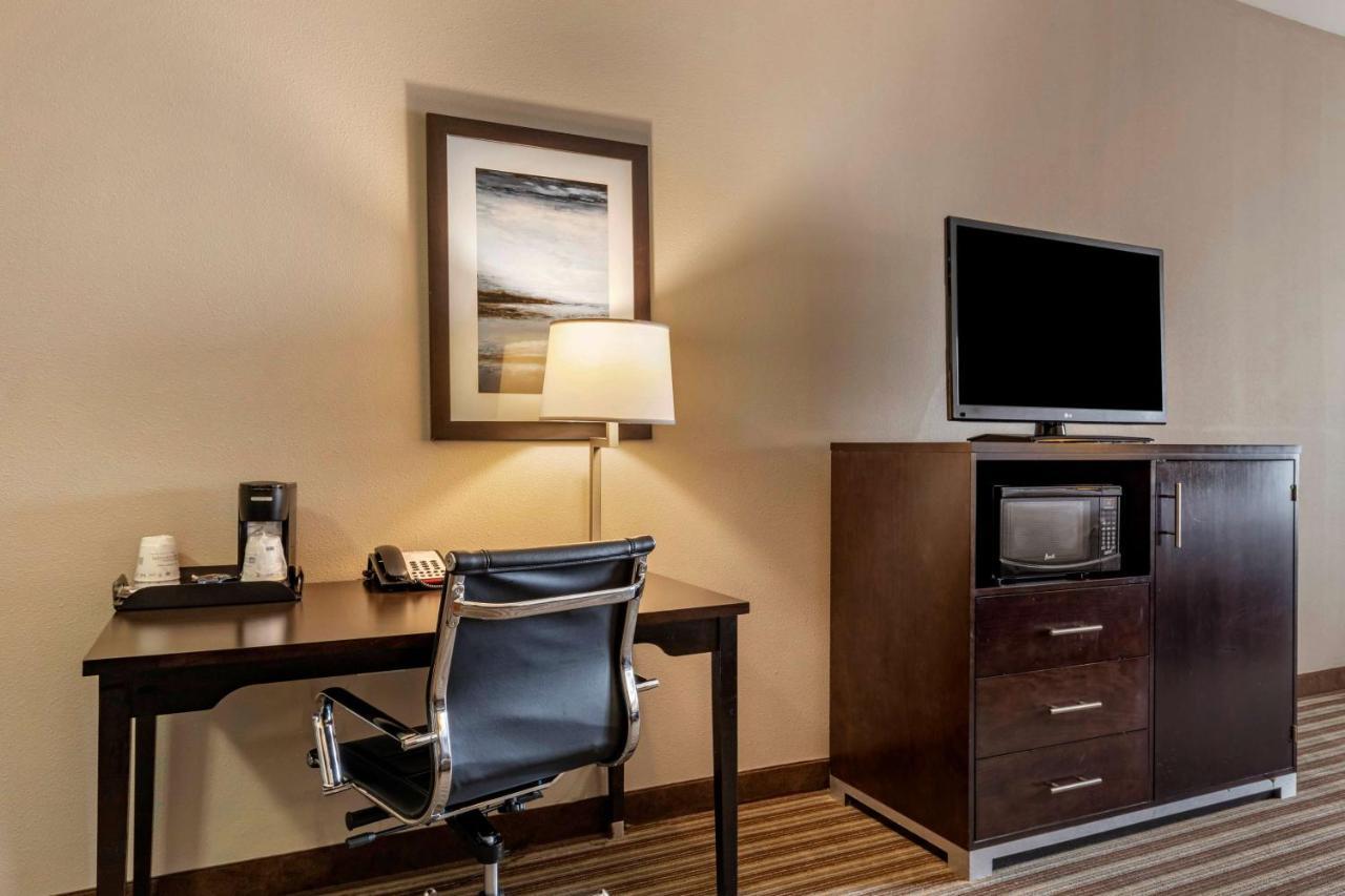 Best Western Plus North Odessa Inn & Suites Exteriör bild